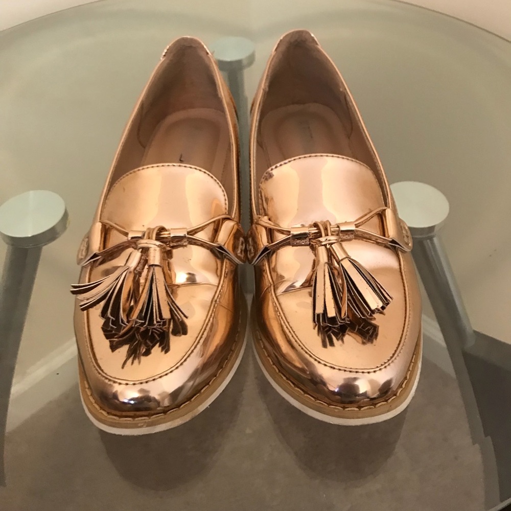 ROSE GOLD TASSEL LOAFERS